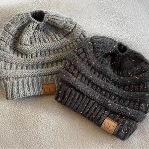 Pair Women’s CC Winter Ponytail Knit Beanies
